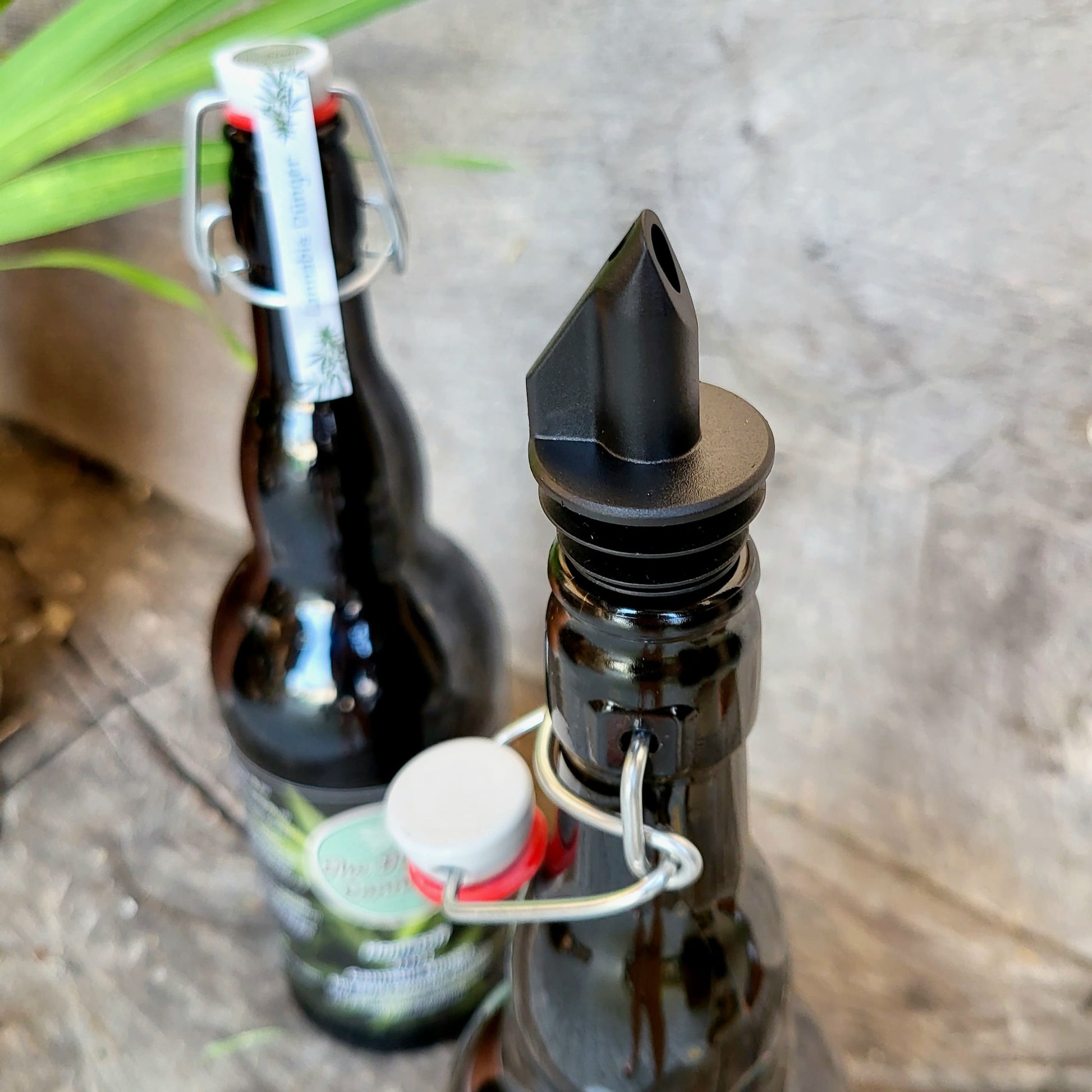 Cannabis Universaldünger - Konzentrat 1001 ml Hanf Dünger und Ausgießer