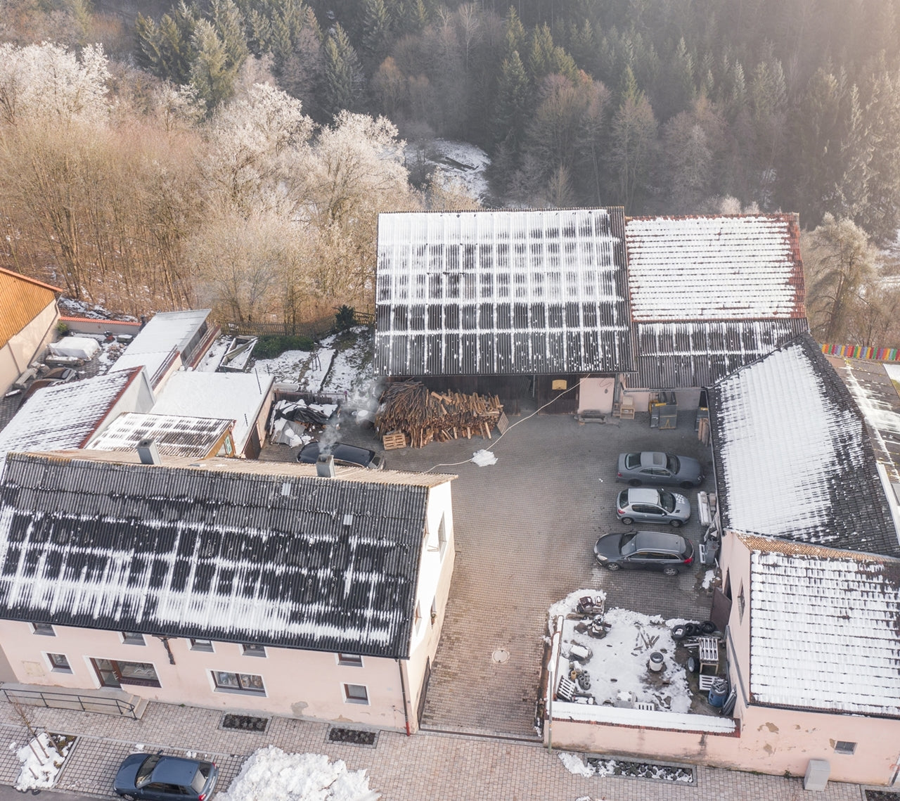 Hauptsitz in der Gemeinde Guteneck, Bayern, The Happy Cannabis